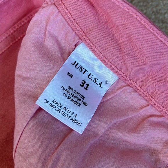 NWT Just USA Myra Mid Rise Frayed Hem Button fly Shorts - Picture 11 of 14